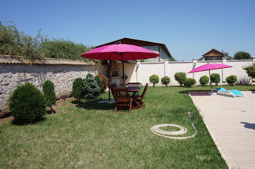 Guest House Golden Flake 4Km From Bolata Beach Болгарево Экстерьер фото